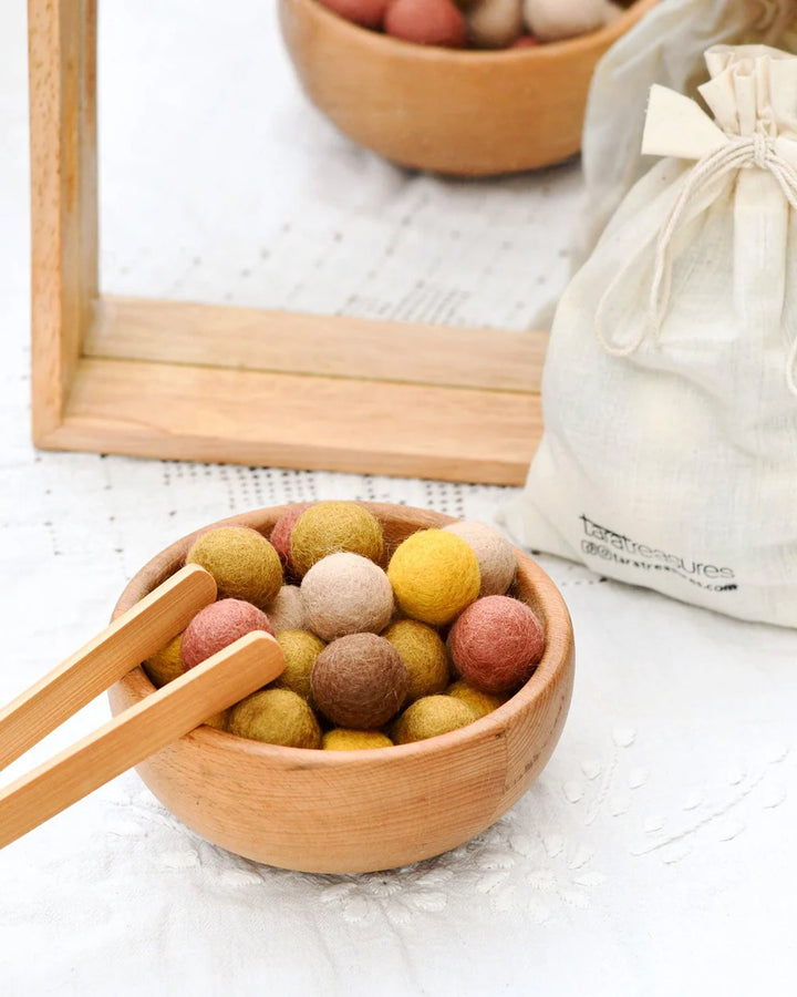 Tara Treasures Wool Felt Balls in a Pouch - Earthy Colours 3cm 30 balls