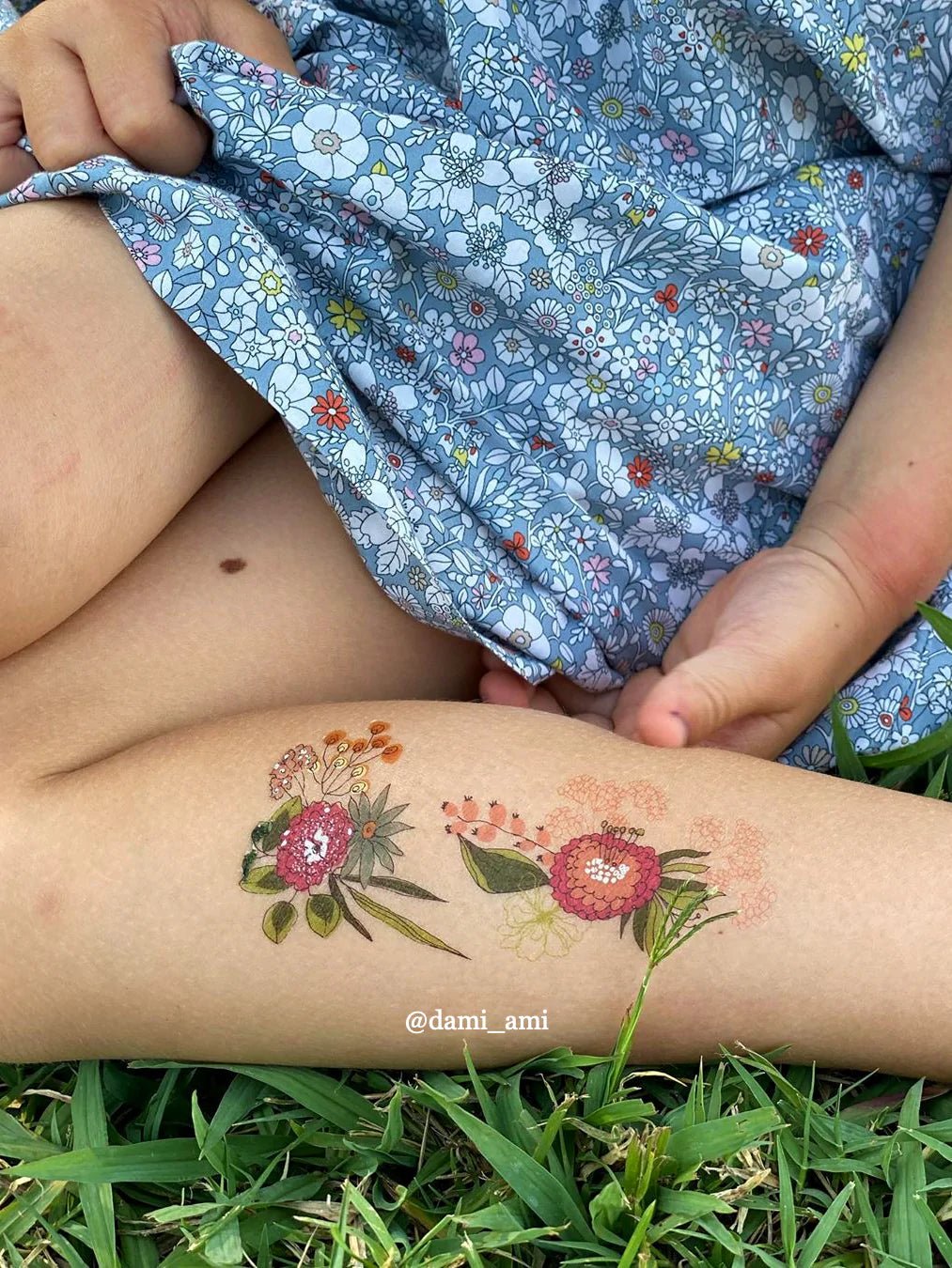 Ducky Street Gentle Flowers Temporary Tattoos - #HolaNanu#NDIS #creativekids