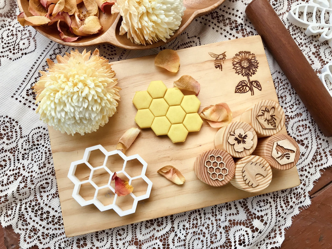Honeycomb Dough Cutter - #HolaNanu#NDIS #creativekids